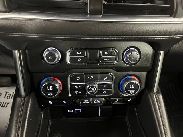 Used 2023 Chevrolet Suburban Z71 AWD/4WD image 33