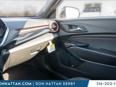 New 2026 Chevrolet Trax RS image 15