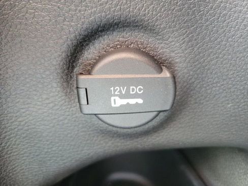Used 2024 Jeep Compass Latitude w/ Sun and Sound Group AWD/4WD image 43