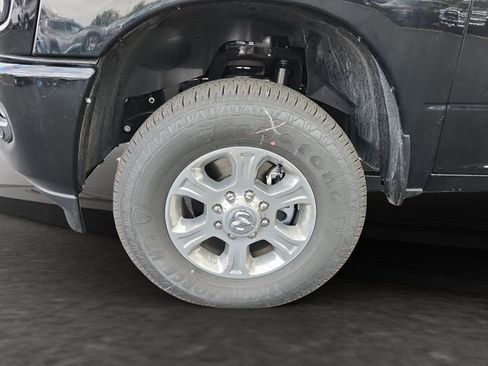 New 2025 RAM 2500 Big Horn image 23