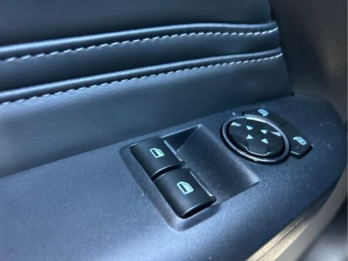 Used 2025 Ford Mustang GT Premium RWD image 24