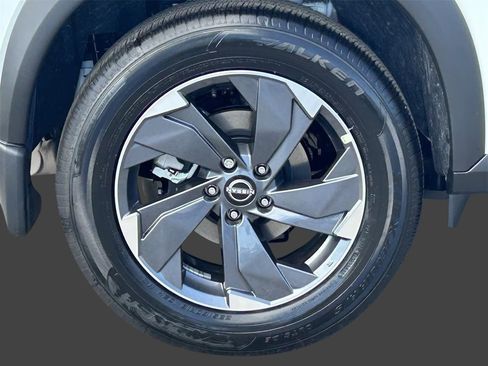 New 2026 Nissan Rogue SV image 7