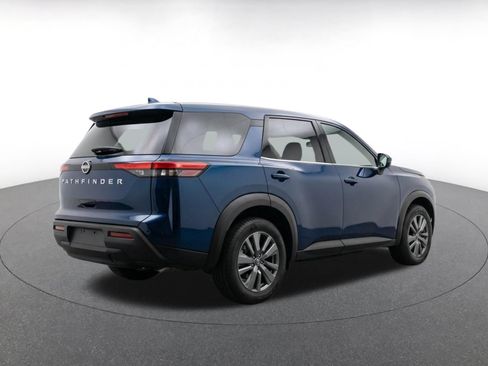 Used 2025 Nissan Pathfinder SV FWD image 9
