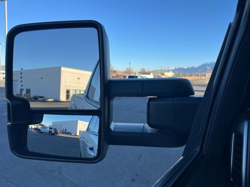 Used 2019 Chevrolet Silverado 3500 LT w/ LT Convenience Package image 5