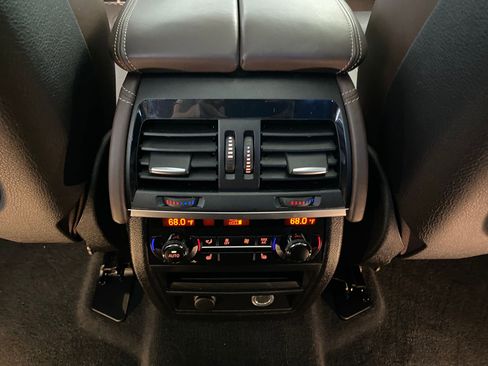 Used 2015 BMW X5 xDrive50i image 29