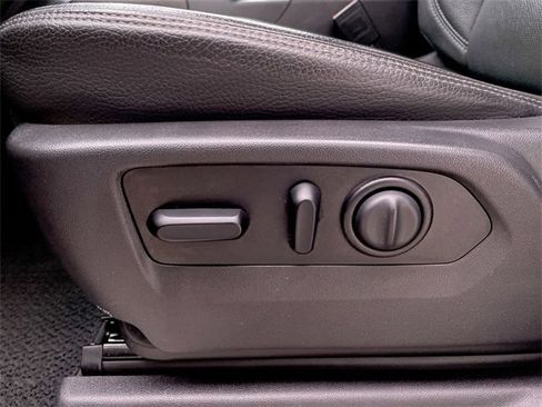 Used 2021 GMC Sierra 1500 Denali w/ Denali Ultimate Package image 12