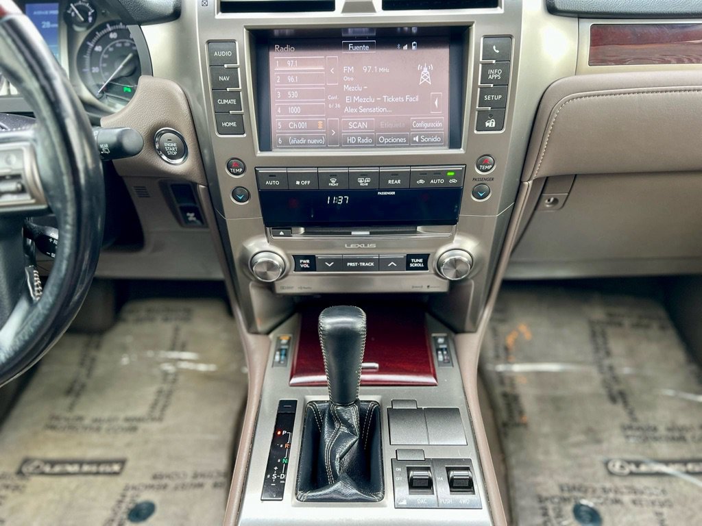 Used 2017 Lexus GX 460 Premium AWD/4WD image 13