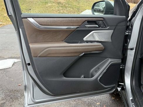 New 2026 GMC Acadia Denali Ultimate image 8