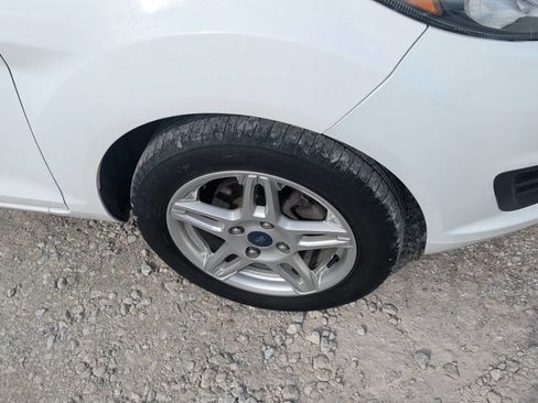 Used 2017 Ford Fiesta SE FWD image 9