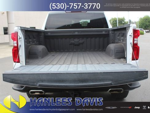 Used 2024 Chevrolet Silverado 1500 LT Trail Boss w/ Protection Package AWD/4WD image 10