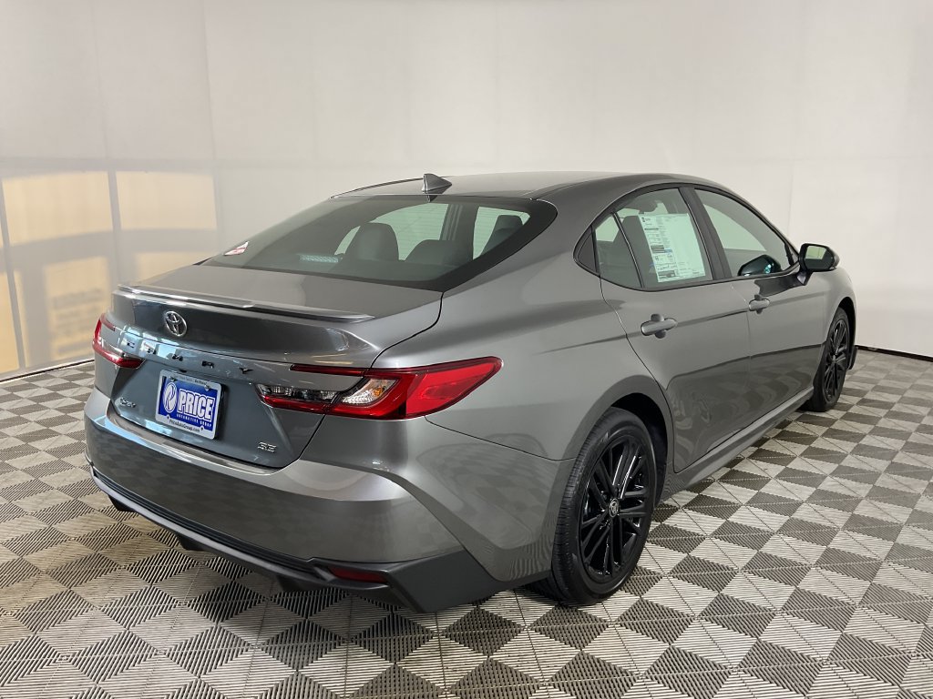 New 2026 Toyota Camry SE FWD image 8