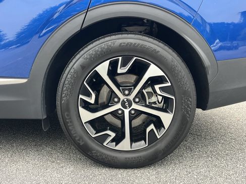 Used 2025 Kia Sportage EX FWD image 30
