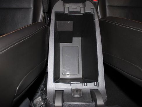 Used 2021 Chevrolet Equinox LT image 30