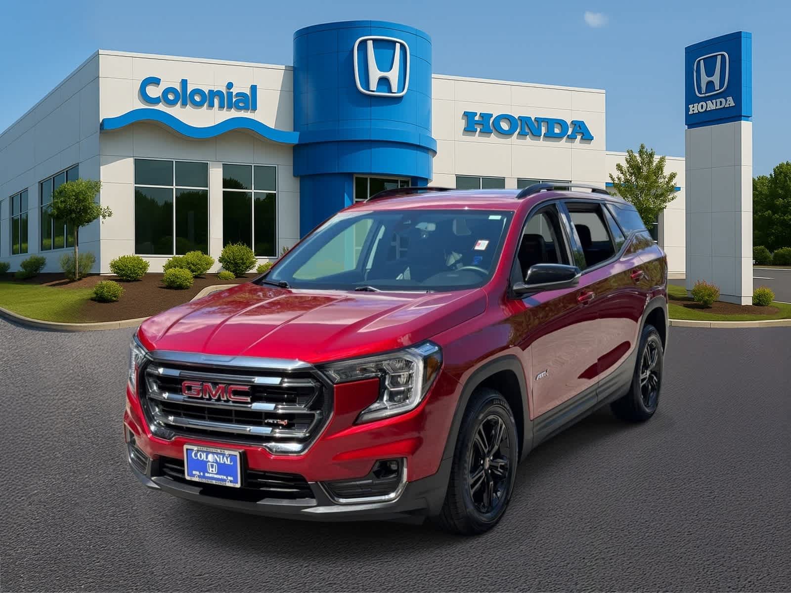 Used 2024 GMC Terrain AT4 AWD/4WD image 1