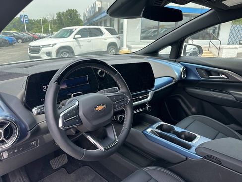 Used 2024 Chevrolet Equinox EV LT w/ Active Safety Package 3 image 31
