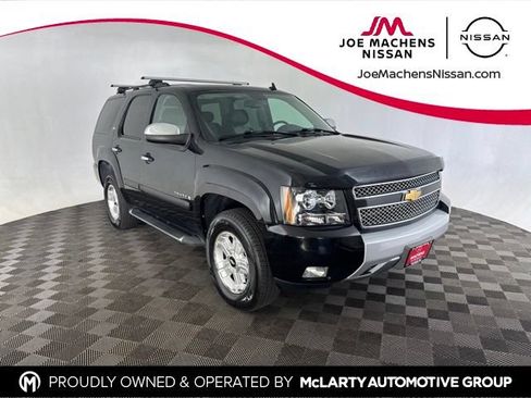 Used 2007 Chevrolet Tahoe LT w/ LT Preferred Equipment Group AWD/4WD image 1