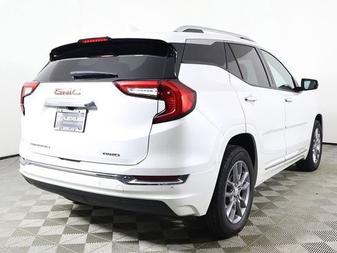 Used 2022 GMC Terrain Denali w/ Denali Premium Package image 5