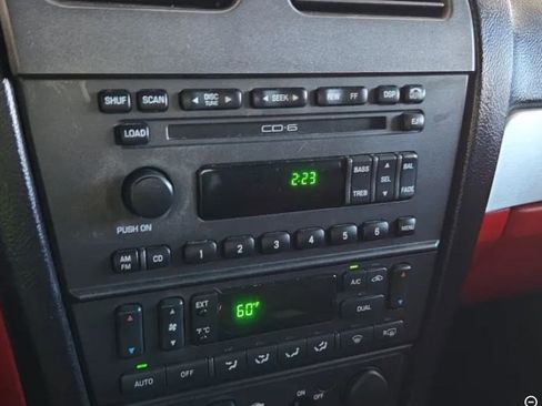 Used 2003 Ford Thunderbird Deluxe RWD image 11