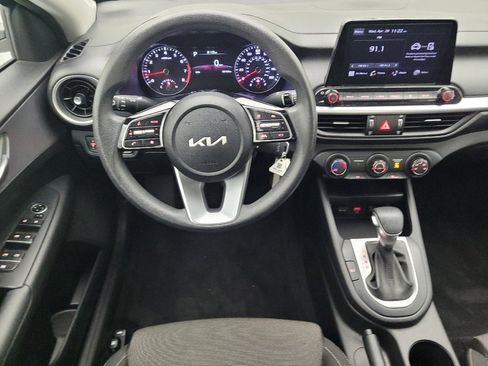 Used 2022 Kia Forte LXS w/ LXS Technology Package FWD image 22