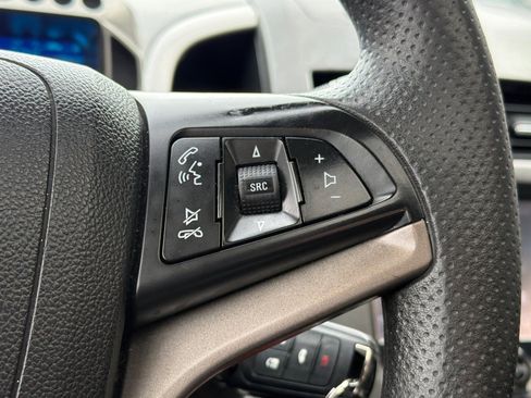 Used 2016 Chevrolet Sonic LT image 27