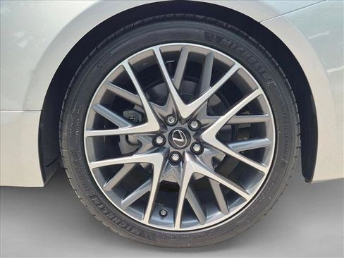 Used 2016 Lexus RC 200t RWD image 16