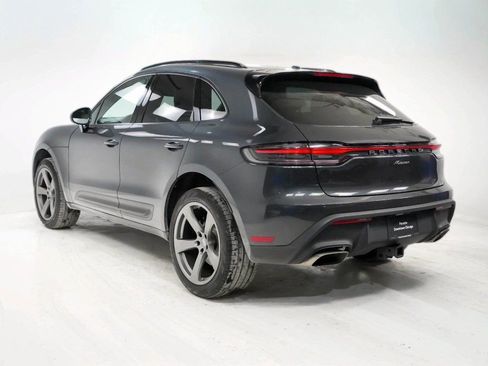 Used 2024 Porsche Macan image 3