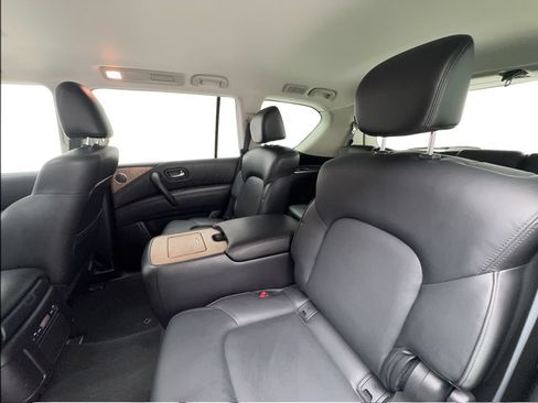 Used 2021 Nissan Armada SL w/ Captain's Chairs Package AWD/4WD image 23