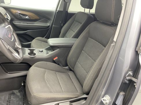 Used 2020 GMC Terrain SLE FWD image 11