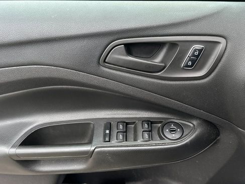 Used 2014 Ford Escape S FWD image 10