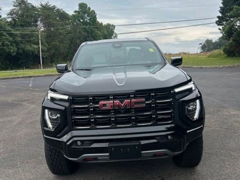 Used 2024 GMC Canyon AT4X AWD/4WD image 2
