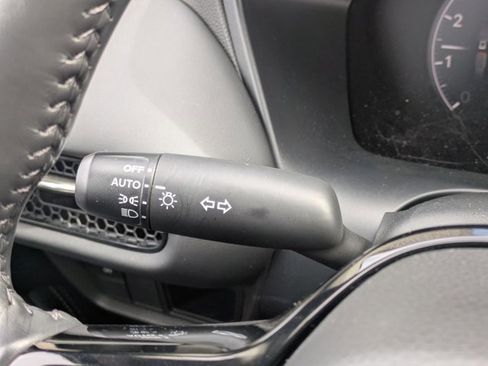 Used 2023 Honda HR-V EX-L image 13