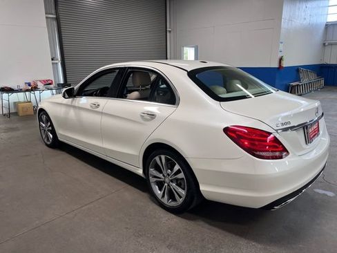 Used 2015 Mercedes-Benz C 300 4MATIC Sedan image 5