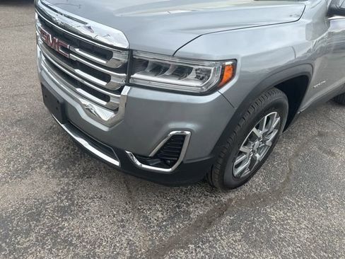 Used 2023 GMC Acadia SLT AWD/4WD image 9