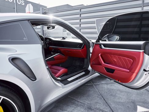 Used 2021 Porsche 911 Turbo S image 24