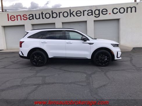Used 2021 Kia Sorento SX FWD image 1