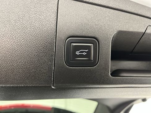 Certified 2025 Cadillac XT5 Premium Luxury image 35