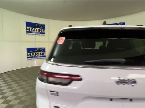 Used 2021 Jeep Grand Cherokee L Limited image 9