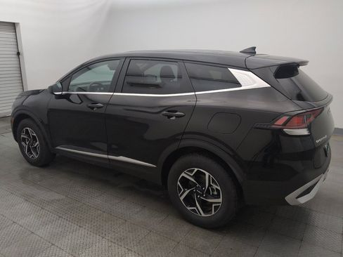 Used 2025 Kia Sportage LX AWD/4WD image 3