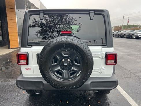 New 2026 Jeep Wrangler Unlimited Sport AWD/4WD image 22