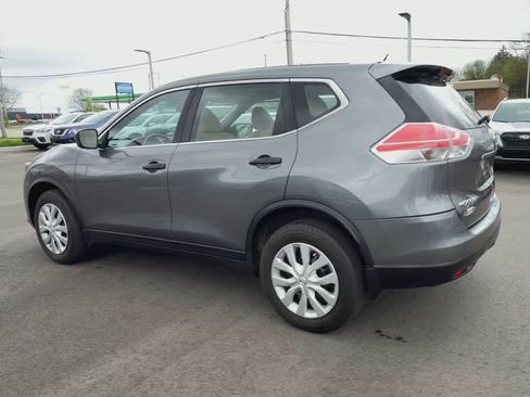 Used 2016 Nissan Rogue S FWD image 6