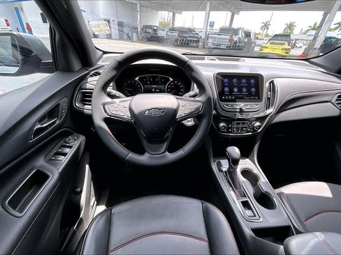 Certified 2023 Chevrolet Equinox RS w/ RS Leather Package FWD image 14