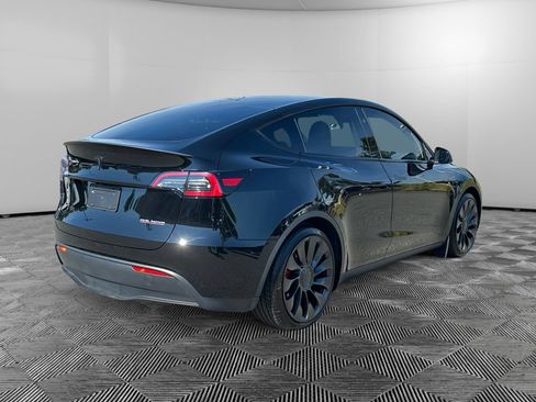 Used 2023 Tesla Model Y Performance AWD/4WD image 5