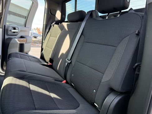 Used 2022 GMC Sierra 2500 SLE w/ SLE Value Package; image 17