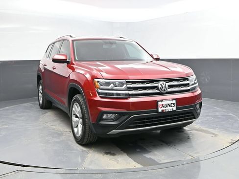 Used 2019 Volkswagen Atlas SE FWD image 2