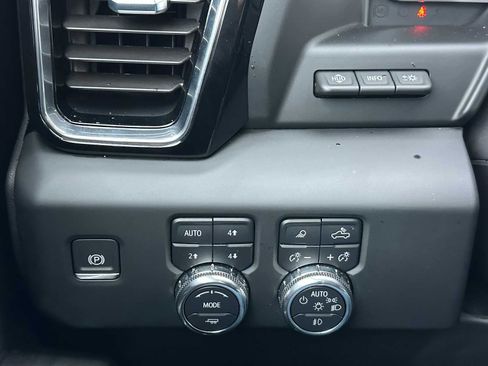 Used 2024 GMC Sierra 1500 Denali w/ Denali Reserve Package image 34