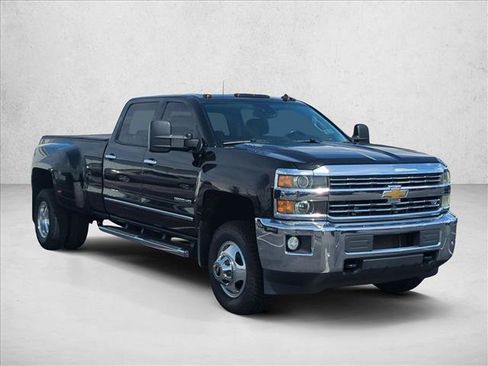 Used 2015 Chevrolet Silverado 3500 LTZ w/ Duramax Plus Package AWD/4WD image 3
