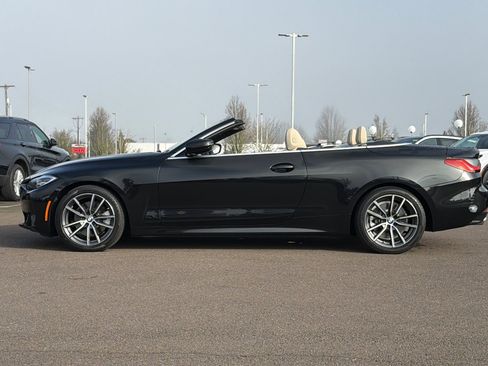 Used 2022 BMW 430i Convertible w/ Convenience Package image 7