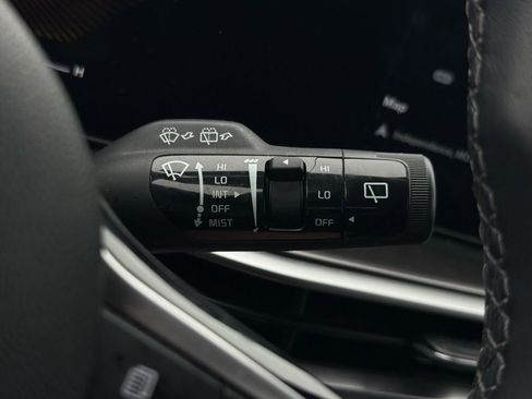 Certified 2024 Kia Sorento S image 28