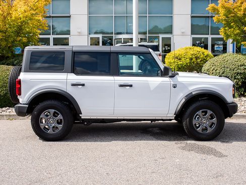 Used 2026 Ford Bronco Big Bend AWD/4WD image 1