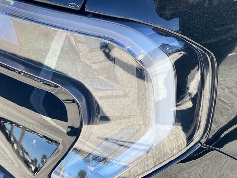 New 2026 Ford Maverick Tremor image 6